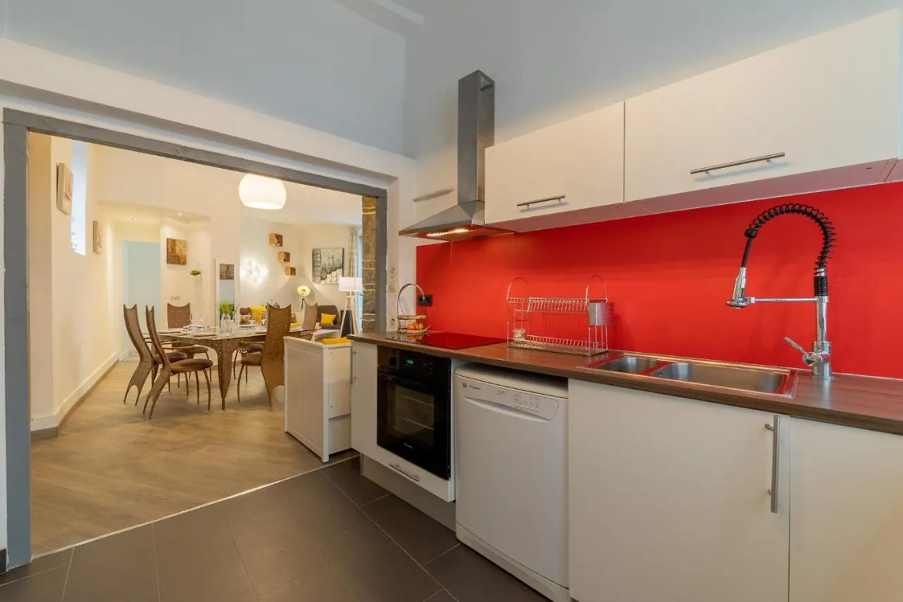 Appartement Le Contemporain, Hyper-centre, 8 pers à Grenoble 0*,