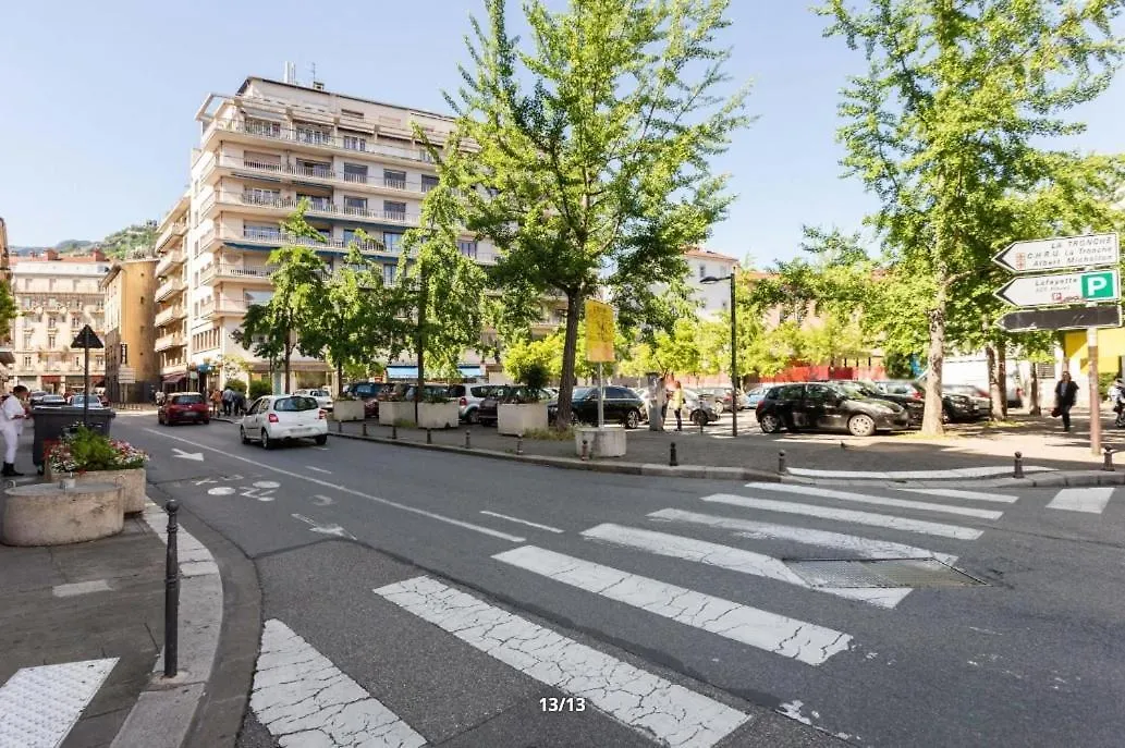 Le Contemporain, Hyper-Centre, 8 Pers Apartment Grenoble France